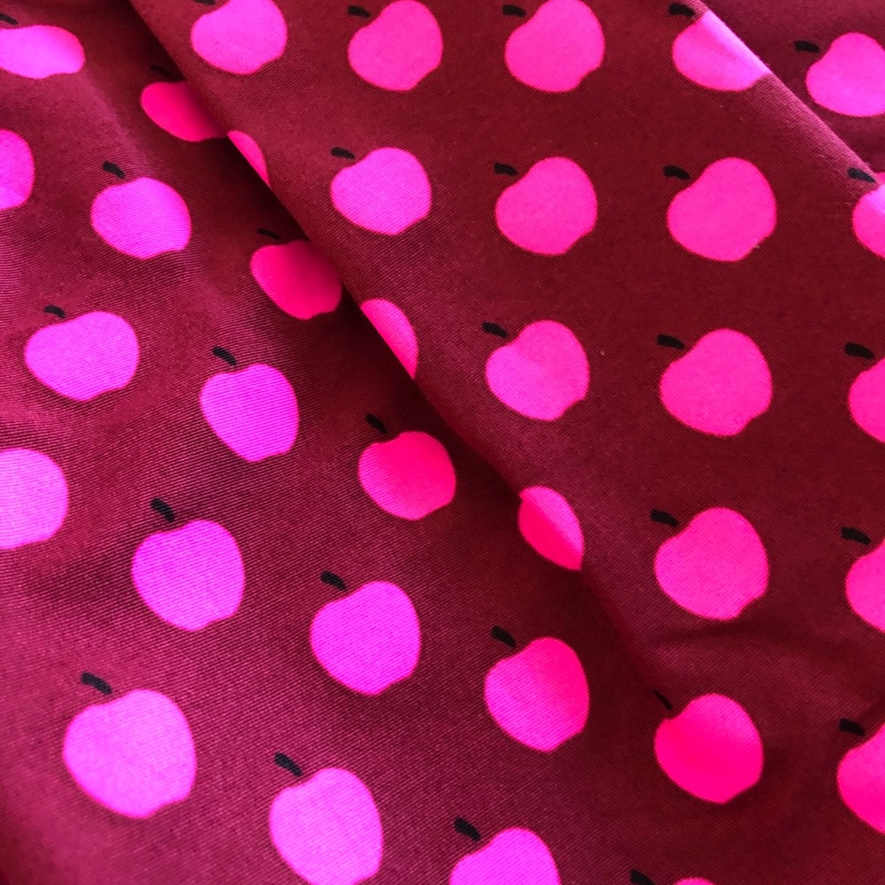 Kate spade Rare Coreen Apple printed cupcake skirt Size 12 Red & Pink - Picture 6 of 9